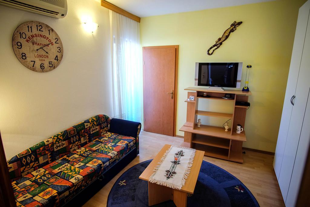 Studio Apartments Shanti Zadar Room photo