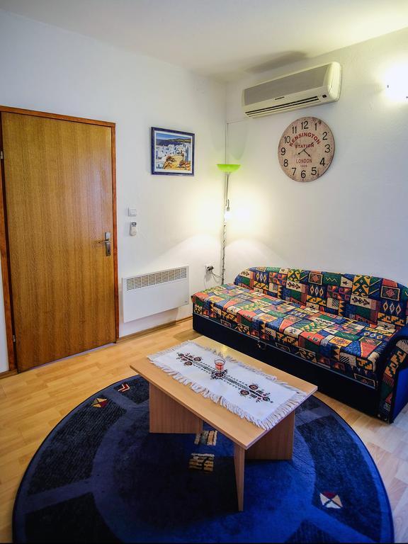 Studio Apartments Shanti Zadar Room photo